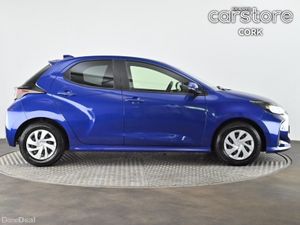 Toyota Yaris 1.5 Hybrid 5Dr Auto - Image 2