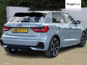 Audi A1 Black Edition - Image 4