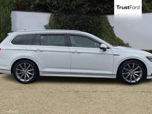 Volkswagen Passat R-Line - Image 3