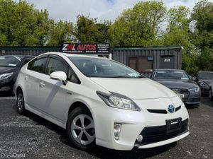 15 TOYOTA PRIUS HYBRID - Image 2