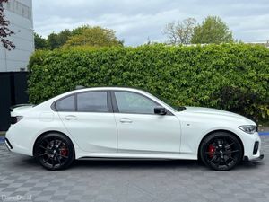 BMW 3-Series 330e M-SPORT COMPETITION 2.0 HYBRID / - Image 2