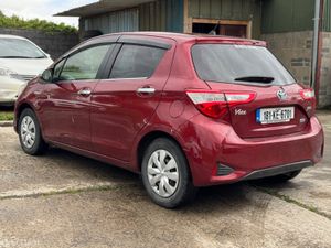 Toyota Vitz/Yaris 1.5 Hybrid 78000kms 2018 Jewela - Image 4
