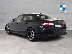 BMW 5-Series 520i M Sport Saloon - Image 3