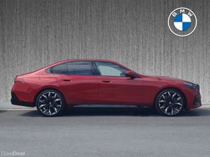BMW 5-Series 530e - Image 3
