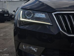 Skoda Superb L&K 2.0 TDI 150 BHP - Image 3
