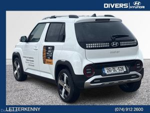 Hyundai INSTER Elegance 49KWH - Image 2