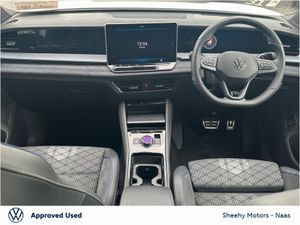 Volkswagen Tayron R-Line 75 1.5 TSI PHEV DSG - Image 2