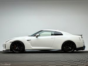Nissan GT-R R35 GT-R 3.8 V6 - Image 4