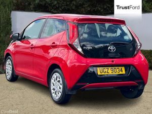 Toyota Aygo X-Play - Image 2