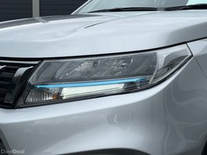 Suzuki Vitara 1.5 S1-HEV SZ-T AGS 5DR - Image 3