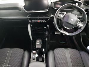 Peugeot 208 Electric 136bhp (50 kWh) GT - Image 4