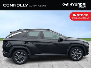 Hyundai Tucson 2WD Executive Plus - Image 4