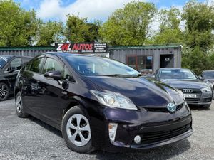 15 TOYOTA PRIUS HYBRID - Image 2