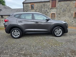 Hyundai Tucson 2016( NCT and TAX )!!! - Image 4