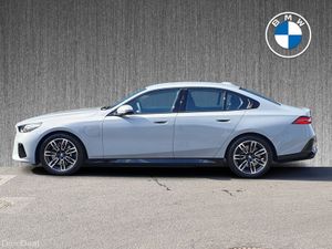 BMW 5-Series 530e M Sport Saloon - Image 4