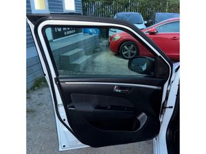 Suzuki Swift RS  1.2 Petrol Automatic  Guaranteed - Image 4