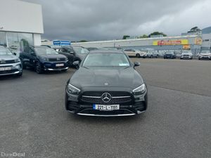 Mercedes-Benz E-Class D E220 4DR AUTO - Image 2