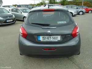 Peugeot 208 ACCESS 1.4 HDI 4DR - Image 4