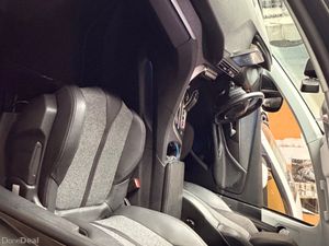 PEUGEOT 3008 2017  1.6 Automatic - Image 2