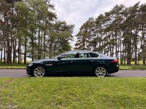 Jaguar XF 2016 Portfolio Diesel Sunroof - Image 4