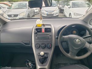 Toyota Auris 2009 - Image 3