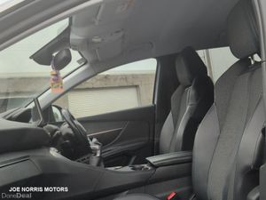Peugeot 3008 FL ALLURE 1.5 BLUE HDI 13 130 6.2 - Image 4