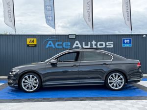 Volkswagen Passat R-LINE - SUNROOF - 2.0L DIESEL - - Image 4