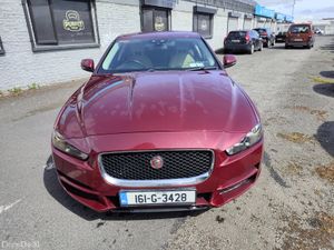 Jaguar XE 2016 - Image 2