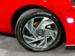Hyundai i20 AUTOMATIC DELUXE PLUS 1.0L PETROL HATC - Image 3