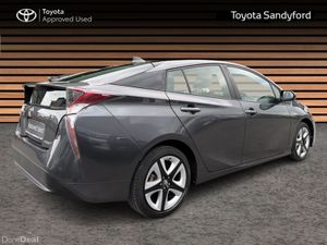 Toyota Prius HYBRID LUXURY AUTO // LEATHER HEATED - Image 2