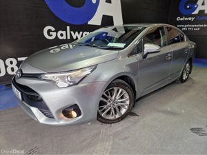 Toyota Avensis 1.6D-4D ** SAT NAV, REVERSING CAMER - Image 4