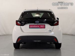 Toyota Yaris 1.5 HYBRID AUTO - Image 4