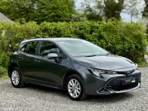 2025 Toyota Corolla 1.8 Hybrid Luna Automatic - Image 4