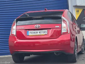 Toyota prius Hybrid - Image 4
