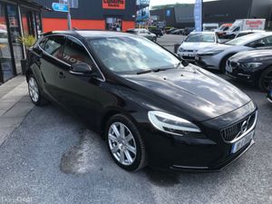 2018 VOLVO V40 D4 AUTOMATIC - Image 4
