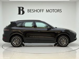Porsche Cayenne 3.0 V6 E-HYBRID=1 OWNER//BEIGE INT - Image 4