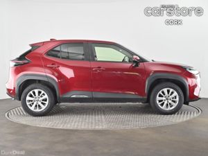 Toyota Yaris Cross 1.5 Hybrid CVT - Image 2