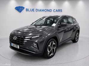 EXTREAMLY LOW MILEAGE 28,000 KM - 1 OWNER CAR 4WD - Image 3