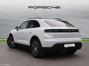 Porsche Macan Electric - Image 3