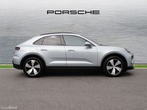 Porsche Macan Electric - Image 4