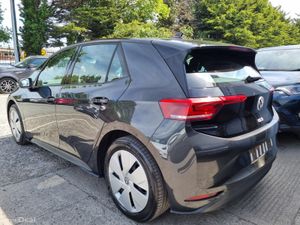 2023 VOLKSWAGEN ID3 LIFE Pro Performance 58 Kwh - Image 4