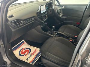 Ford Fiesta TITANIUM 1.10 85PS 5SPEED 4DR - Image 3