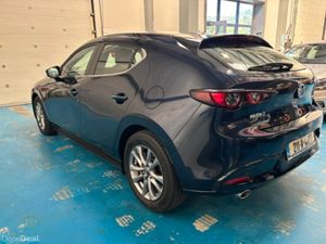 MAZDA 3 2.0 PETROL 36,000 KM !!! - Image 4
