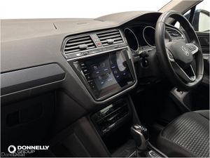 Volkswagen Tiguan Estate Special Edition Active - Image 2