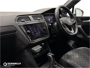 Volkswagen Tiguan Estate Special Edition R-Line Ed - Image 2