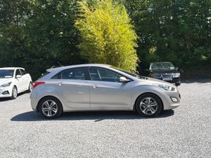 Hyundai i30 2016 trade sale - Image 2