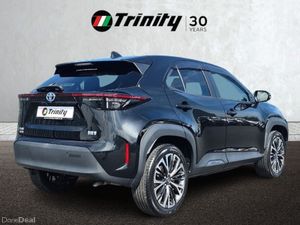 Toyota Yaris Cross ** 1.5 HYBRID ** AUTO ** HUGE S - Image 3