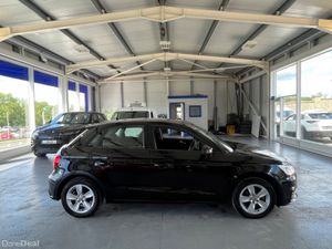 Audi A1 DBA-8XCHZ 5DR - Image 4