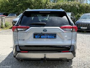 2023 Toyota Rav4 HYBRID SOL AUTO - Image 4