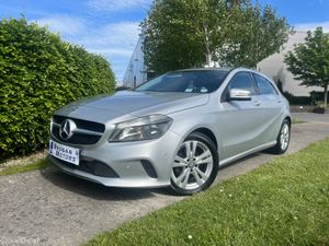 Mercedes-Benz A180 D Sport*Automatic* - Image 4